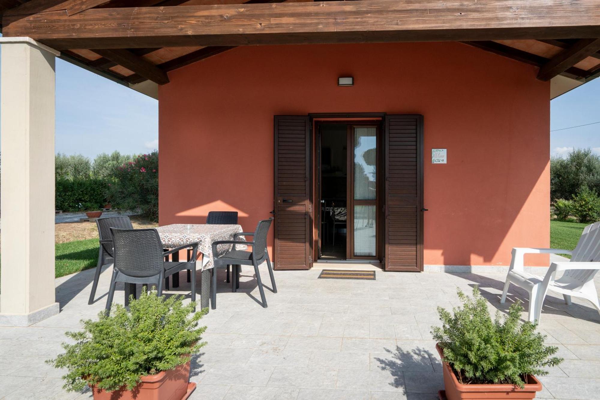 Agriturismo Nonno Gino - Charme&Relax Piombino Buitenkant foto